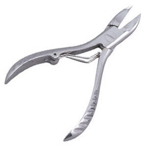 Kosmetiska Instrument - Nageltång i förkromat stål, räfflad handtag, böjd, 10 cm